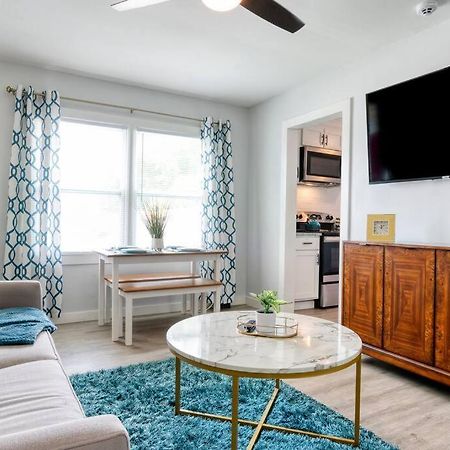 2Br 1Ba Duplex House King Beds Great For Small Groups Close To All Uptown Charlotte Attractions Buitenkant foto