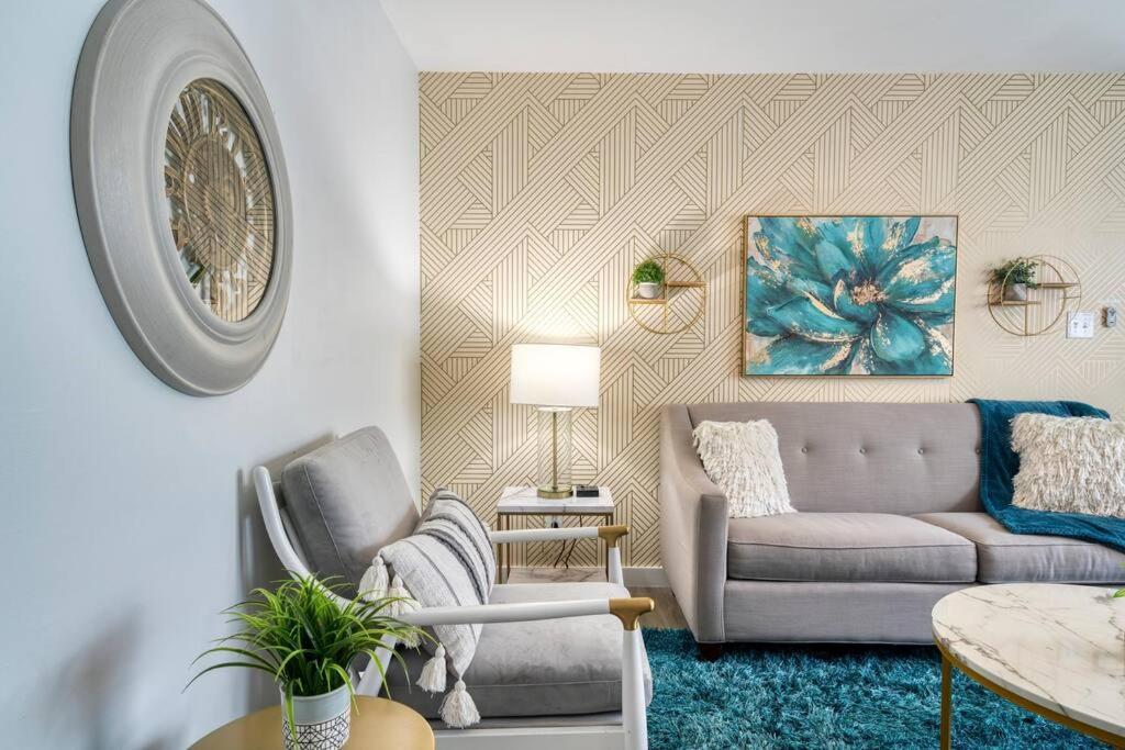 2Br 1Ba Duplex House King Beds Great For Small Groups Close To All Uptown Charlotte Attractions Buitenkant foto