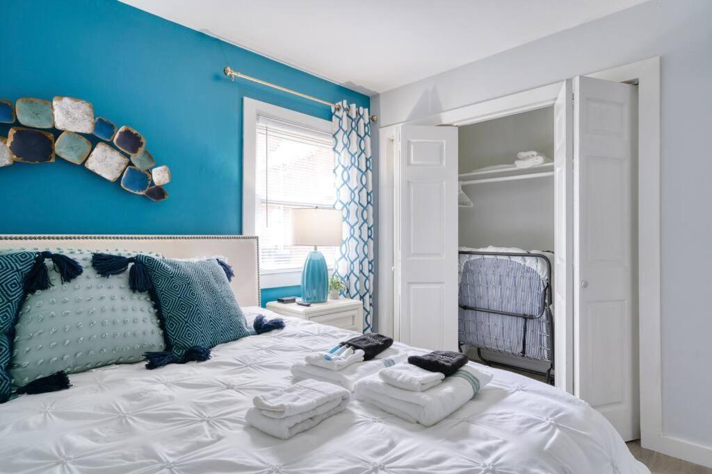 2Br 1Ba Duplex House King Beds Great For Small Groups Close To All Uptown Charlotte Attractions Buitenkant foto